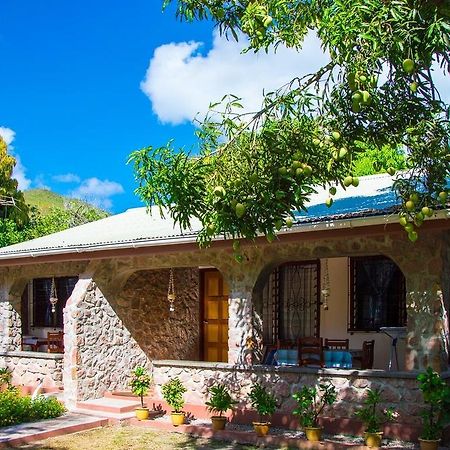 Seashell Self Catering Villa Grand Anse  Room photo