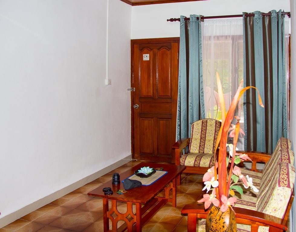Seashell Self Catering Villa Grand Anse  Room photo
